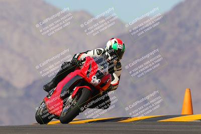 media/Oct-03-2022-Moto Forza (Mon) [[5f077a3730]]/Intermediate Group/Session 4 (Turn 9)/